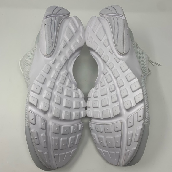🆕 Nike Air Presto Fly Men’s Running- Triple White - Picture 7 of 8
